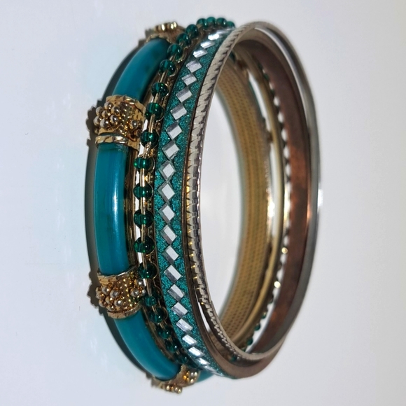 Turquoise Bangle Bracelet Lot - set of 4 - Picture 2 of 2